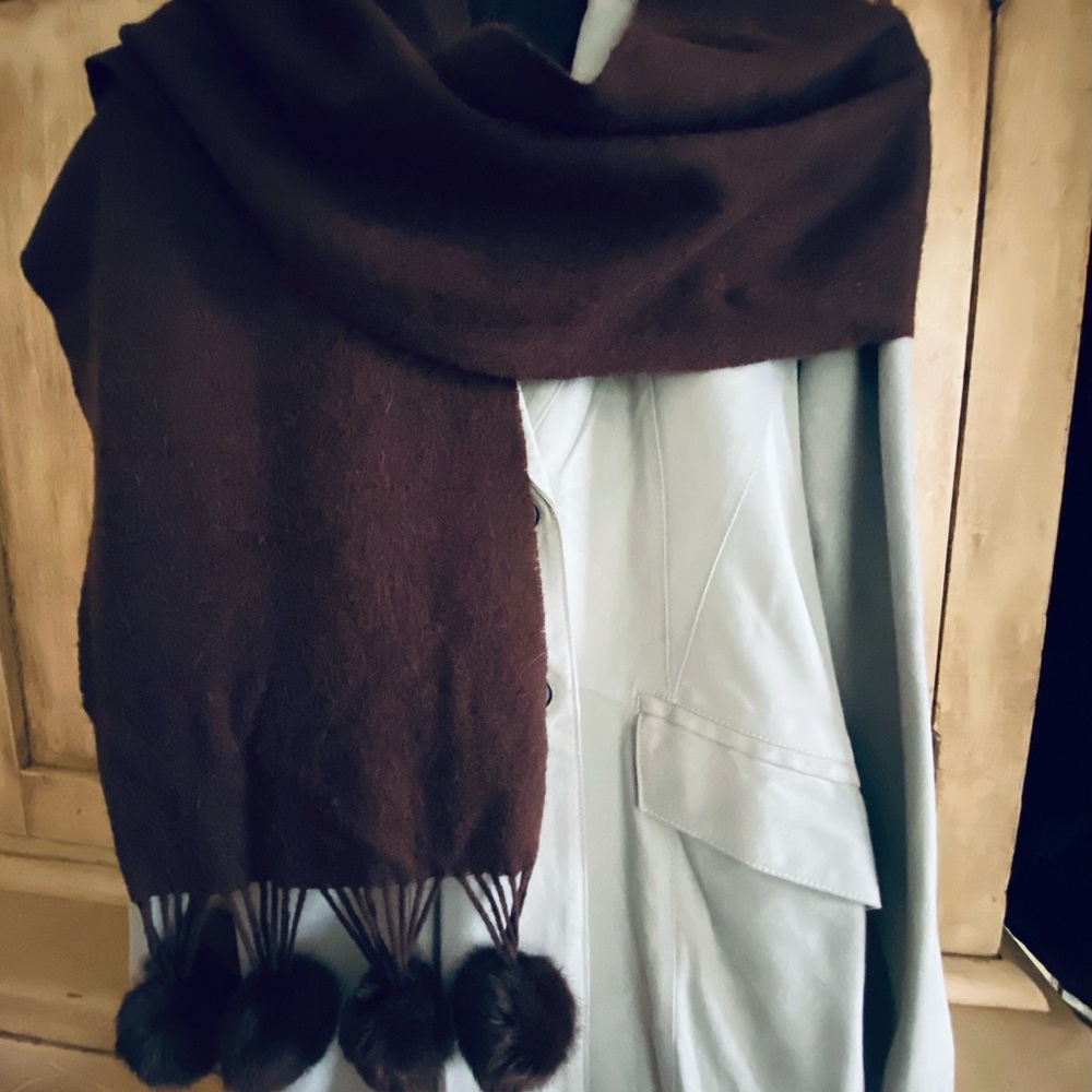 Cashmere scarf